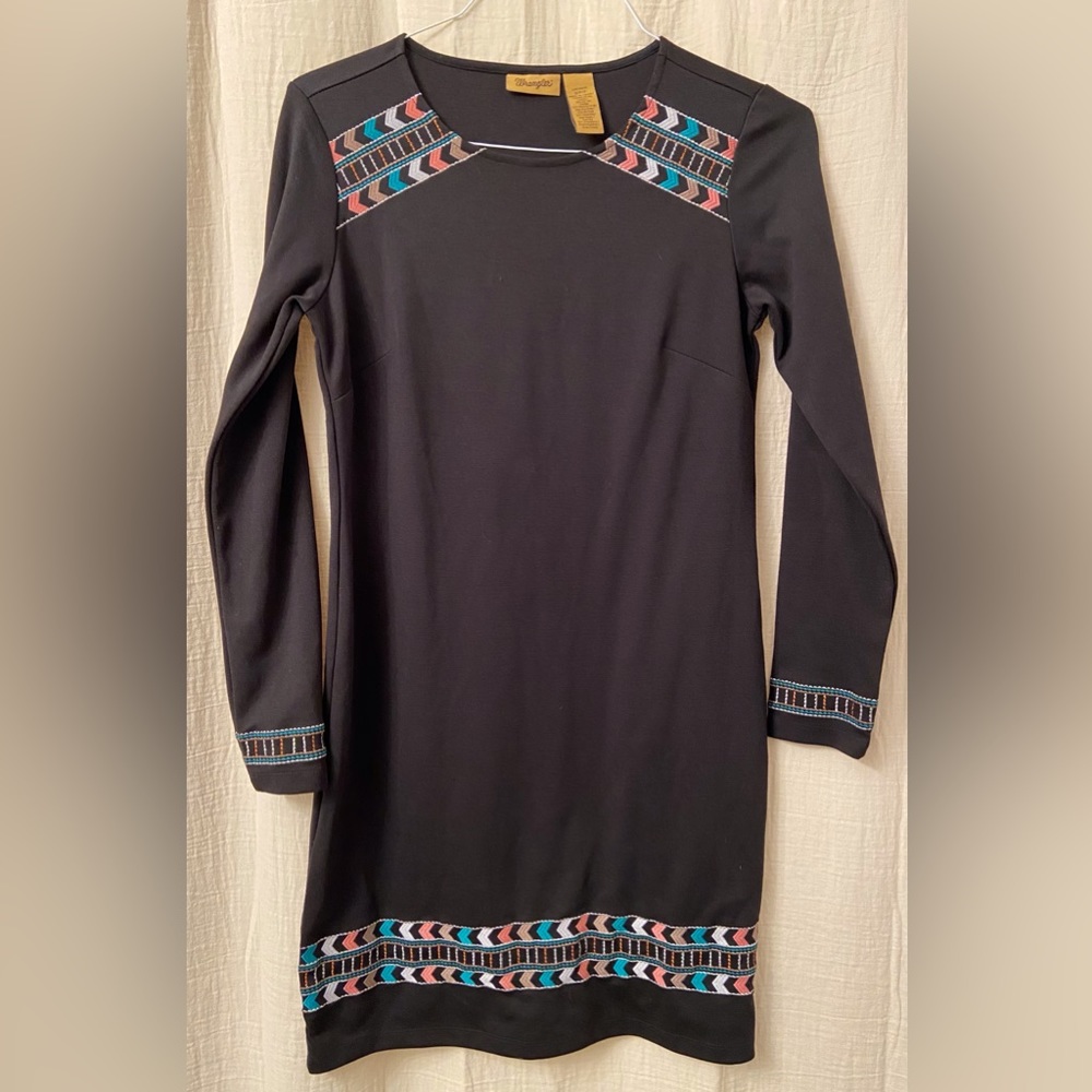 Ladies Wrangler Aztec Embroidered Dress